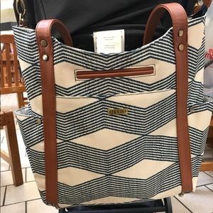JJ Cole bucket tote